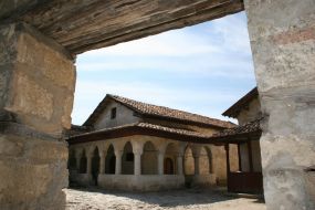 Chufut-cale cave town