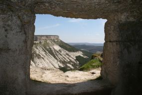 Chufut-cale cave town