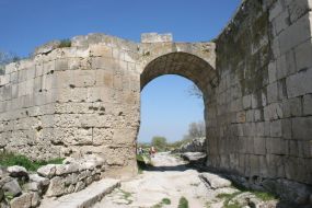 Chufut-cale cave town