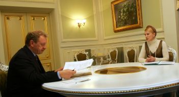 Yulia Timoshenko vs Oleg Dubina