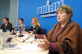 Галина Яблонская, Виктория Омельченко, Кирилл Гринько и Алексей Семенюченко