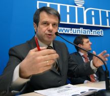 Vitaly Melnichyuk and Sergey Oksanich
