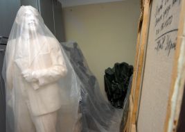 Sculpture of Vladimir Lenin