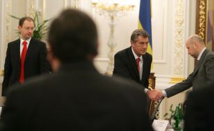 Арсений Яценюк, Александр Турчинов и Виктор Ющенко
