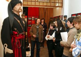 Lvov gallery of military forms