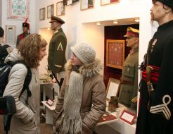 Lvov gallery of military forms