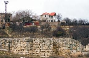 Building of elite housind on the territory of Khersoness necropolis