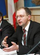 Arseniy Yatsenyuk
