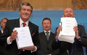 Viktor Yushchenko and Pascal Lamy