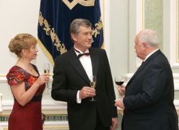 Віктор та Катерина Ющенки, Віктор Черномирдін