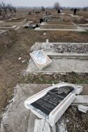 Акт вандализма на мусульманском кладбище
