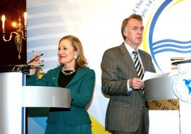 Benita Ferrero-Waldner and Vladimir Ogryzko