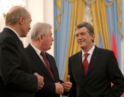 Aleksandr Lukashenko, Vladimir Voronin and Viktor Yushchenko