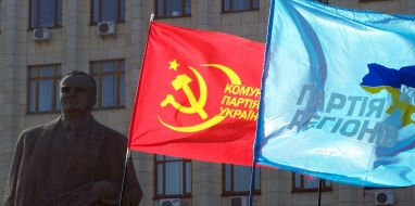 Regions party and Communist Party flags
