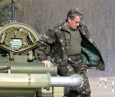 Виктор Ющенко на танке