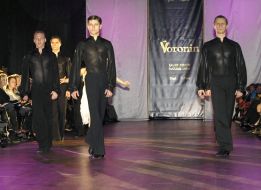 Показ коллекции мужских костюмов Михаила Воронина