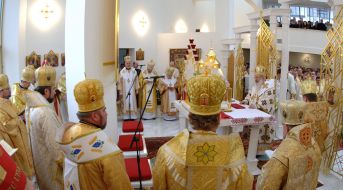 Bishop liturgy occasionally 75 years from the day of birth of Lyubomir Guzar