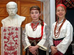 Виставка ”Шевченкіана Івана Гончара”