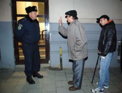 Turns near the General consulate of Poland in Lvov