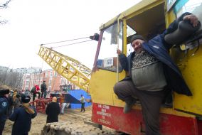 Акция протеста против застройки территории Октябрьской больницы