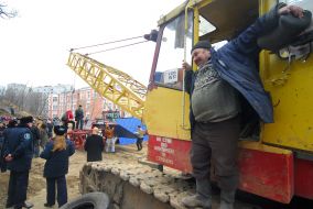 Акция протеста против застройки территории Октябрьской больницы