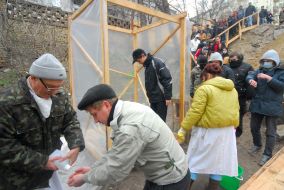 Акция протеста против застройки территории Октябрьской больницы