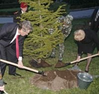Raisa Bogatyreva and Viktor Yushchenko