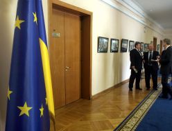 Unclosed Doors Day in Cabinet