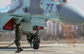 Истребитель Су-27