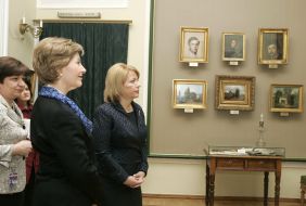 Katerina Yuschenko and Lora Bush