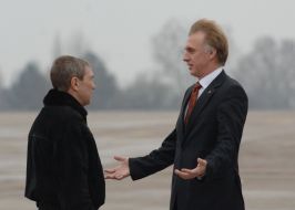Leonid Chernovetskiy and Vladimir Ogryzko