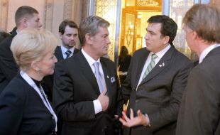 Raisa Bogatyryova, Viktor Yushchenko, Mikhail Saakashvili and Vladimir Ogryzko