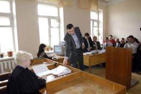 Суд. Виталий Кличко против Киевсовета