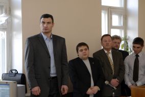 Суд. Виталий Кличко против Киевсовета