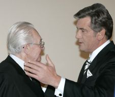 Viktor Yushchenko and Andrzej Wajda