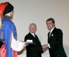 Viktor Yushchenko and Andrzej Wajda