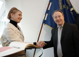 Yuliya Timoshenko and  Luis Maria de Puig