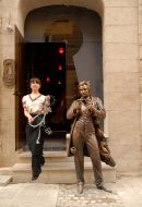 Памятник Леопольду фон Захер-Мазоху