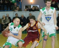 Yevgeniy Annenkov and Andrius Lepinaytis