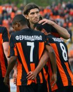 Fernandinho, Dmitriy Chigrinsky and Jadson