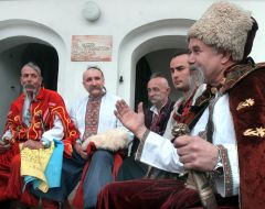 Члены команды казацкой чайки ”Пресвятая Покрова”