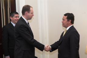 Арсеній Яценюк та Мануель Пінью