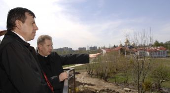 Nikolay Kmit and Bogdan Prakh