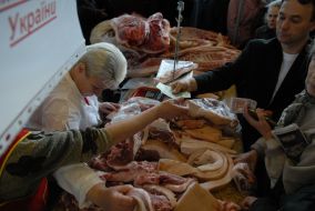 Meat of Goskomrezerv at the markets of Kiev
