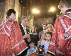 Ceremony of transmission of the Beneficial fire