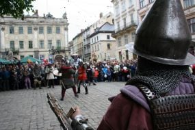 Участники театрализованного Рыцарского турнира