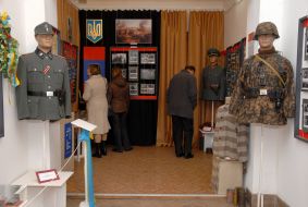 Lvov gallery of military forms