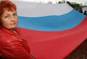 Акция ”В каждом окне российский флаг!”