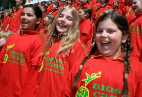 Child’s choir in Artek