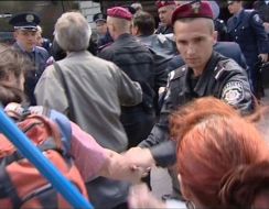 Драка возле штаба Черноморского флота России